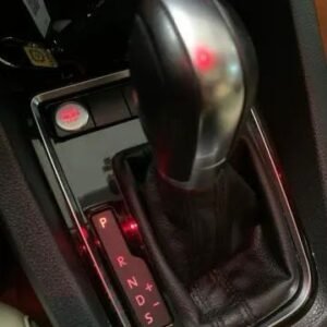 MOLDURA CAMBIO /PORTA TRECO JETTA MK6