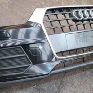 Pára-choque dianteiro e farol esquerdo Q3 2017