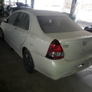 Porta Direita Dianteira Etios Sedan